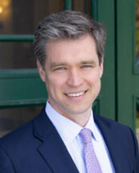 Matthew Weinzierl Headshot